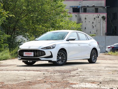 MG5新车报价2025款全分析，买车不踩坑！