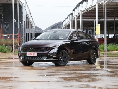 五菱星光落地价,优惠购车,最低售价7.98万起