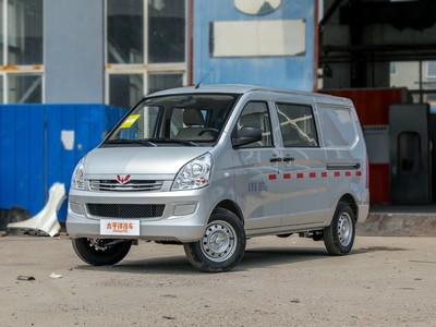 五菱荣光S落地价，各配置车型售价全揭晓，性价比之王