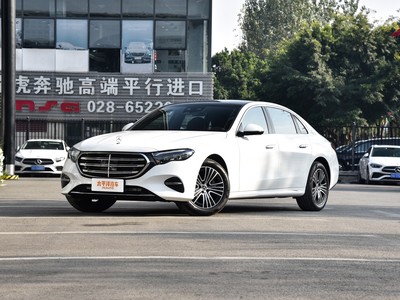 奔驰E级落地价，最低售价30.45万起，入手正当时