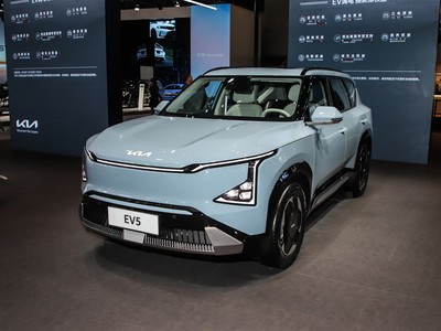 起亚EV5价格，最低售价14.98万起，赶紧行动