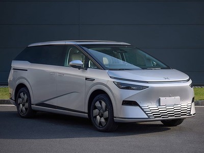 小鹏X9 2025新款价格，各配置车型售价全解析