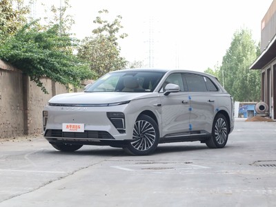 星纪元 ET新车报价2025款，各配置车型售价全解析
