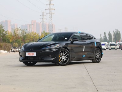 腾势Z9GT 2024新款价格与配置的完美平衡