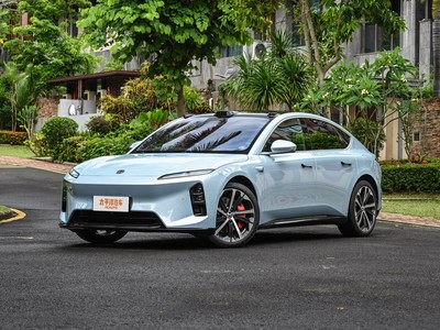 蔚来ET5新车报价2025款与配置的完美平衡